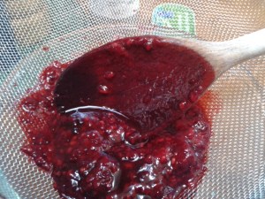 spenwood cheese souffle with blackberry sauce