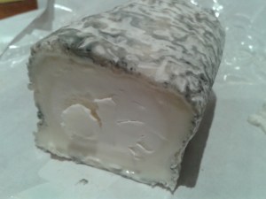 innes log goat's cheese